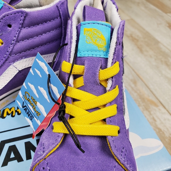 Vans X Simpsons Lisa For President - Picture 6 of 9